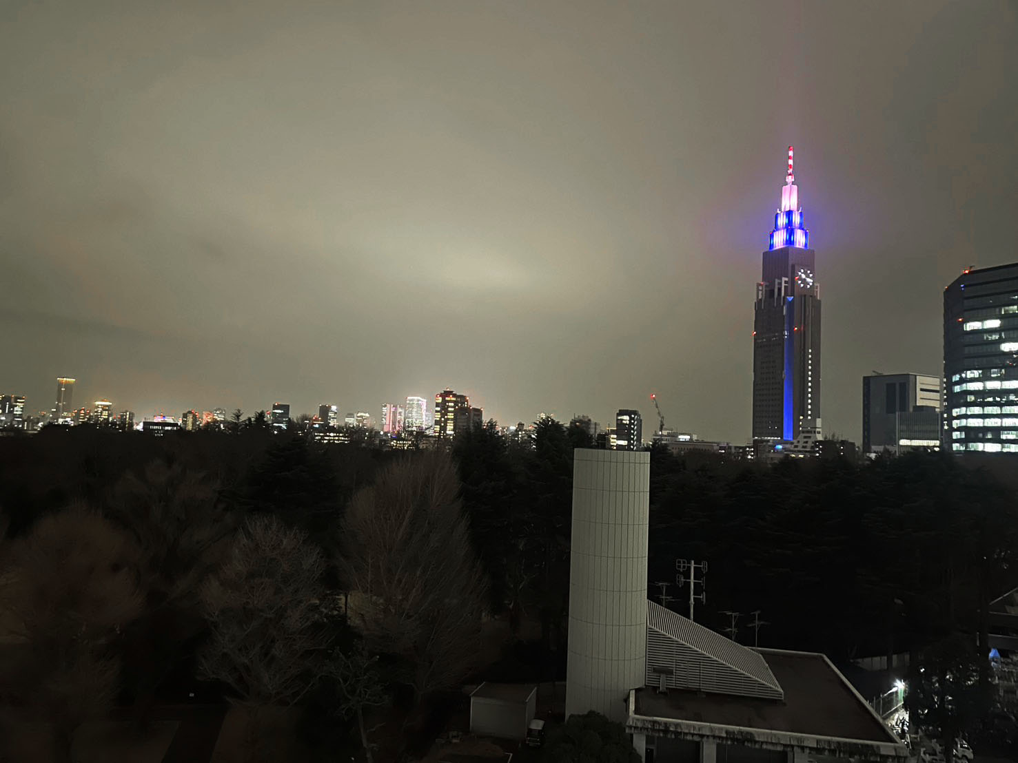 新宿御苑最後の夜